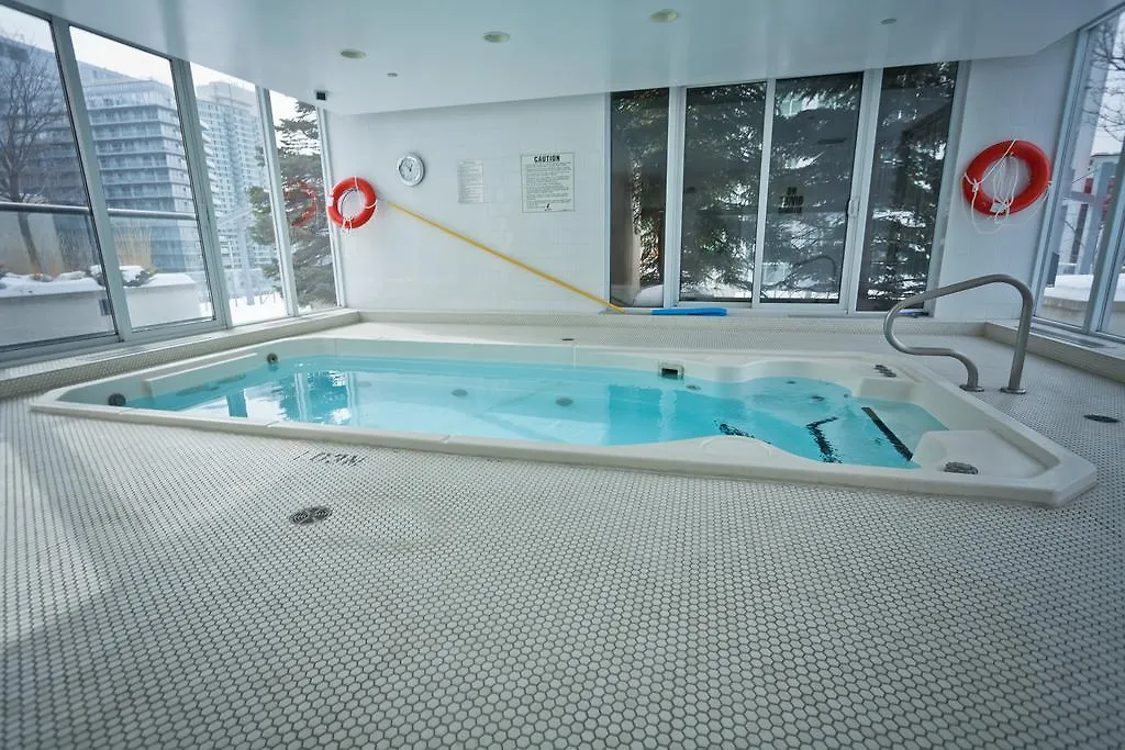 Apartamento Red Maple Suites - Icon Toronto