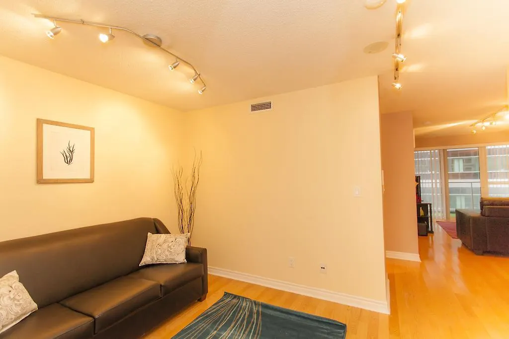 Red Maple Suites - Icon Toronto 0*,