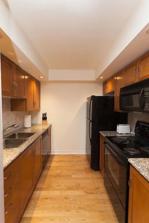 Red Maple Suites - Icon Toronto